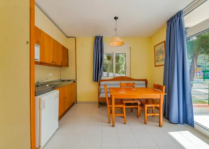 Agi Rescator Apartments