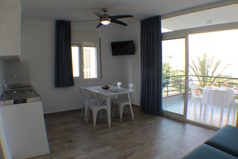 Agi Rescator Apartment *